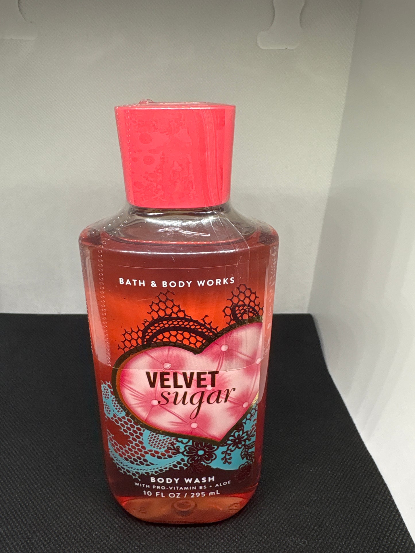 BATH & BODY WORKS VELVET SUGAR BODY WASH 10 FL OZ