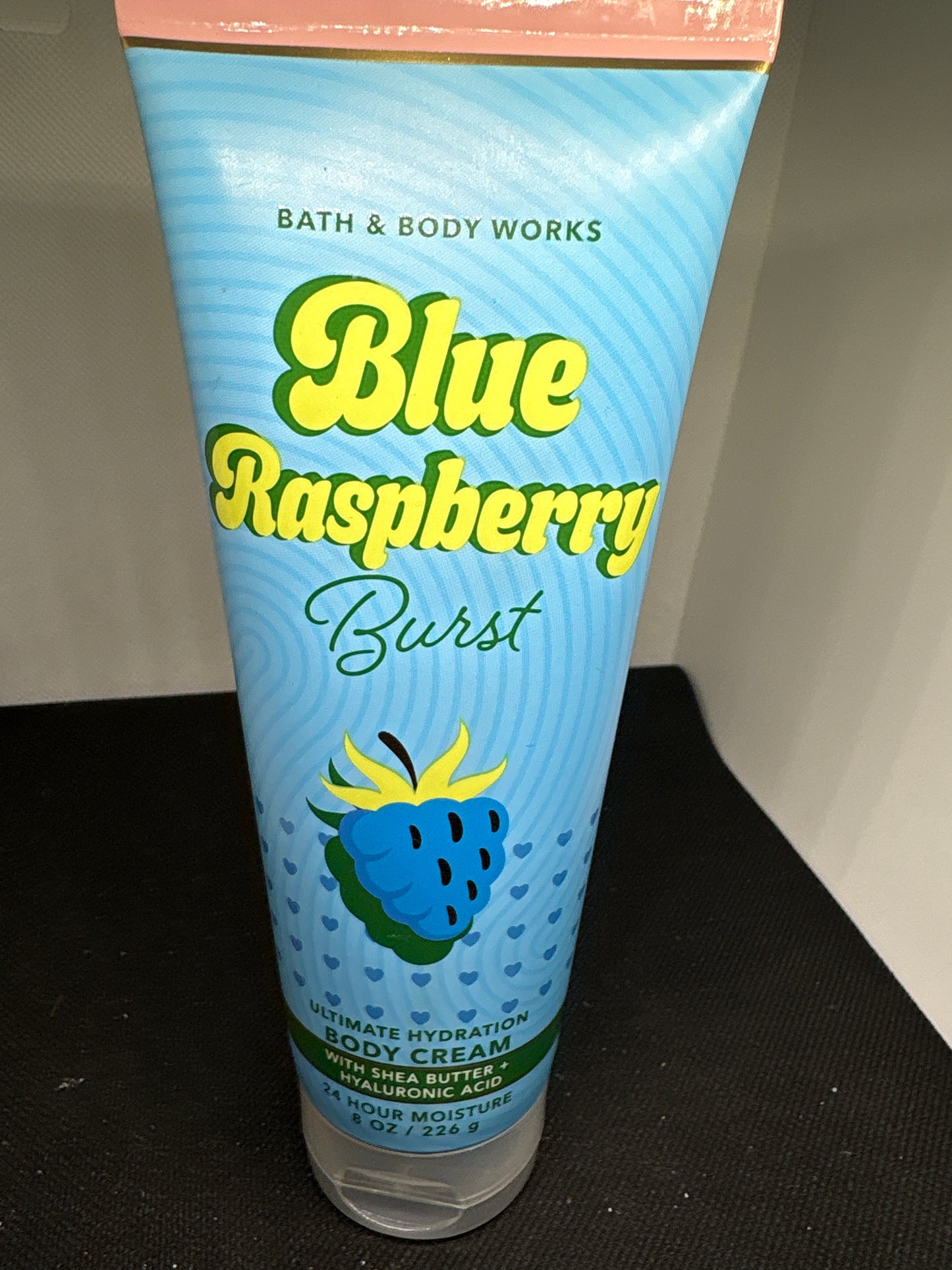 Bath and Body Works Blue Raspberry Burst Ultimate Hydration Body Cream 8 oz