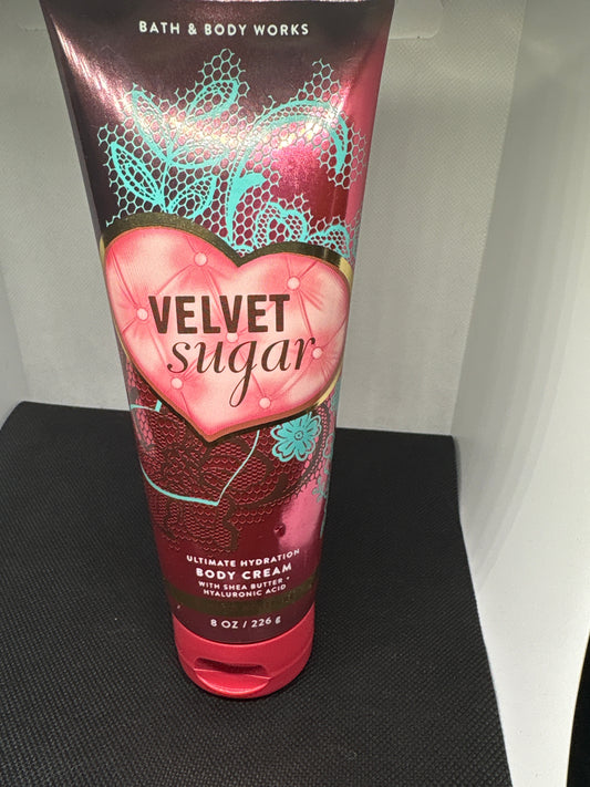 BATH AND BODY WORKS VELVET SUGAR BODY CREAM 8 FL OZ