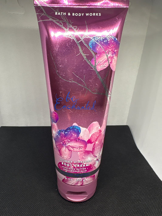 BATH AND BODY WORKS BE ENCHANTED BODY CREAM 8 OZ